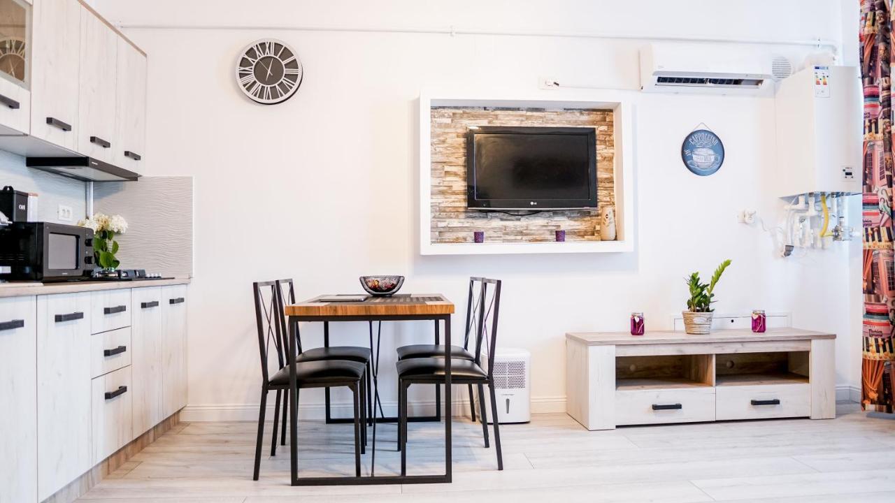 Calin Luma Studio Apartman Năvodari Kültér fotó